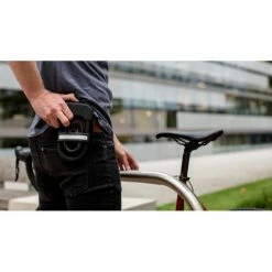 Antivol U Hiplok DC + Câble 1m -VTT Petitprix antivol u hiplok dc cable 1m 2