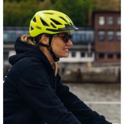 Casque Abus Urban-I 3.0 - Signal Jaune 11 Casque Abus Urban-I 3.0 - Signal Jaune -VTT Petitprix casque abus urban i 30 signal jaune 4